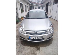 OPEL ASTRA H 1.7 CDTI Essentia