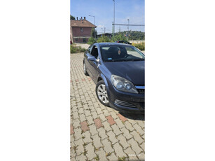 OPEL ASTRA H 1.7 CDTI GTC Essentia