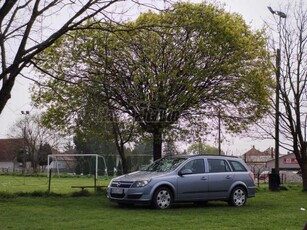 OPEL ASTRA H Caravan 1.7 CDTI Essentia