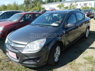 OPEL ASTRA H Sedan 1.6 Enjoy