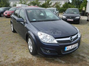 OPEL ASTRA H Sedan 1.6 Enjoy Mo.-i!118000Km-rel! 1tulajos végig!!!