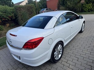 OPEL ASTRA H TT 1.8 Cosmo (Automata)