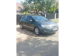 OPEL ASTRA J 1.3 CDTI EcoFLEX Essentia