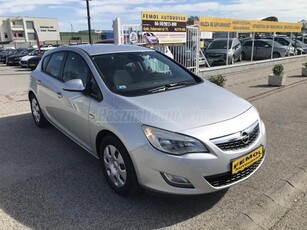 OPEL ASTRA J 1.4 Enjoy Megkímélt! Végig Sz.könyv!