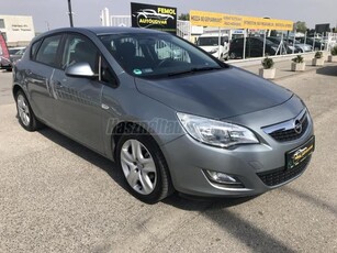 OPEL ASTRA J 1.4 Selection Megkímélt! Végig Sz.könyv!