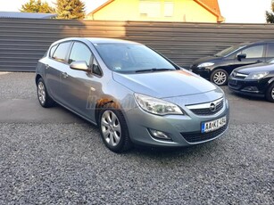 OPEL ASTRA J 1.4 Sport Friss szervíz - szervízkönyv!