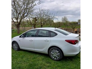 OPEL ASTRA J 1.6 Enjoy EURO6