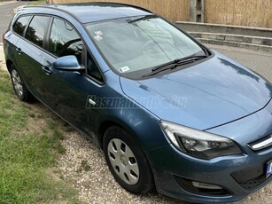 OPEL ASTRA J 1.6 Selection