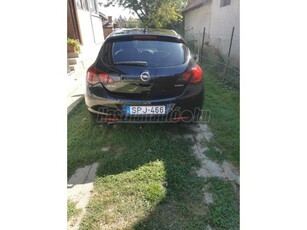 OPEL ASTRA J 1.6 T Sport