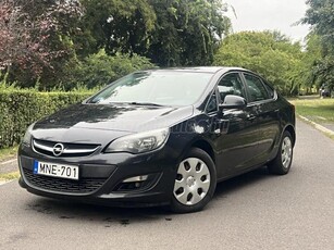 OPEL ASTRA J 1.7 CDTI Cosmo FRISS VIZSGA. SZÉP ÁLLAPOTBAN VEZETETT SZERVIZKÖNYV!!!