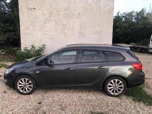 OPEL ASTRA J 1.7 CDTI EcoFLEX Start-Stop Sport