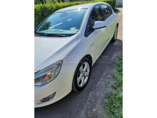 OPEL ASTRA J 1.7 CDTI Enjoy