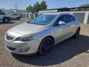 OPEL ASTRA J 1.7 CDTI Selection +JOBB KORMÁNYOS+KLÍMA+