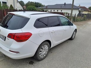 OPEL ASTRA J 1.7 CDTI SPORT TOURER VEZETETT SZK. MAGYARORSZÁGI