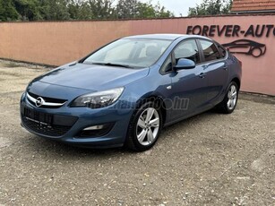 OPEL ASTRA J Sedan 1.4 Cosmo Tempomat!Kihangosító!Magyar menü! Félbőr Belső!