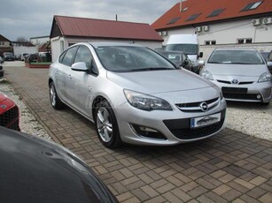 OPEL ASTRA J Sedan 1.4 Selection 46-EZER KM-KLIMA-ABS!!!