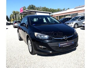 OPEL ASTRA J Sedan 1.4 T BEST Magyarországi 1 tulaj