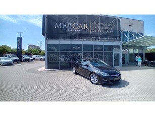 OPEL ASTRA J Sedan 1.4 T Enjoy EURO6 MAGYAR. 1.-TUL. ÁFÁ-S. 140 971 Km!!. Nr.: 018