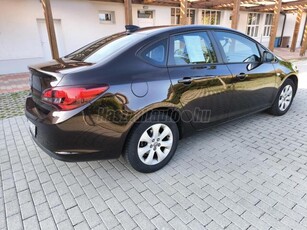 OPEL ASTRA J Sedan 1.6 Enjoy EURO6