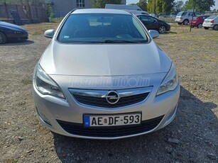 OPEL ASTRA J Sports Tourer 1.4 Enjoy KLÍMA.ABS.120000 km