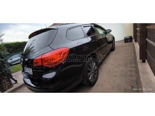 OPEL ASTRA J Sports Tourer 1.4 T Enjoy