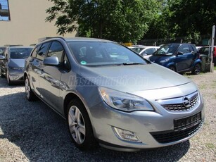 OPEL ASTRA J Sports Tourer 1.4 T Enjoy (Automata)