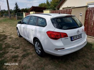 OPEL ASTRA J Sports Tourer 1.4 T LPG Selection