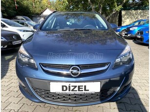 OPEL ASTRA J Sports Tourer 1.6 CDTI Start-Stop Cosmo Euro6 ÜLÉS-KORMÁNYFŰTÉS.DIGIT KLÍMA.BŐR-SZÖVET BELSŐ.17-es ALUFELNI/NAGYSZERVIZ!