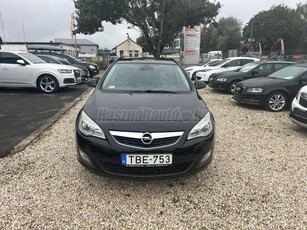 OPEL ASTRA J Sports Tourer 1.6 Enjoy