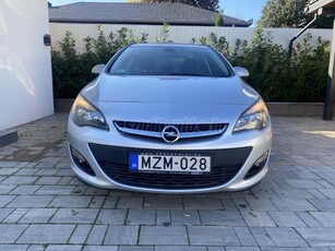 OPEL ASTRA J Sports Tourer 1.6 Enjoy Mo-i / 1.Tul! / Leinformálható / Nagy kijelző