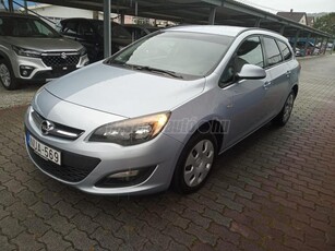 OPEL ASTRA J Sports Tourer 1.6 Enjoy Vonóhoroggal