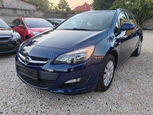 OPEL ASTRA J Sports Tourer 1.6 Selection EURO6 /GYÖNYÖRŰ ÁLLAPOT/VÉGIG VEZETETT SZERVIZKÖNYV/