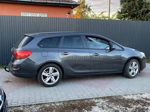 OPEL ASTRA J Sports Tourer 1.7 CDTI Cosmo