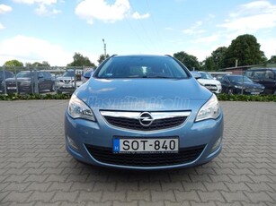 OPEL ASTRA J Sports Tourer 1.7 CDTI Enjoy Frissen Szervizelve. Vonóhorog