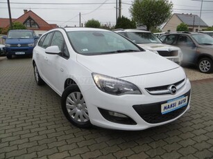 OPEL ASTRA J SW!TEMPOMAT!NAVI!KÉTZÓNÁS DIGITKLIMA!242000-KM!