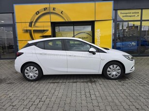 OPEL ASTRA K 1.4 T Enjoy VEZETETT SZERVIZKÖNYV!