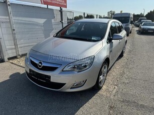 OPEL ASTRA Sports Tourer 1.4 T Cosmo TELJESEN FELSZERELT. KITŰNŐ ÁLLAPOT.FRISS VIZSGA