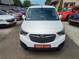 OPEL COMBO Cargo 1.5 DT L1H1 2.0t Cargo Edition (3 személyes ) M.o.-i! 5 ÉV vagy 200eKm GARANCIA! SZÍNES NAVI! SÁVTARTÓ! TEMPOMAT! KORMÁNYFŰTÉS