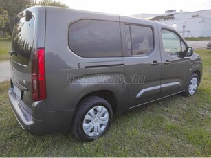 OPEL COMBO Life 1.2 T Edition Plus XL (7 személyes ) Vezetett szervízkönyves!