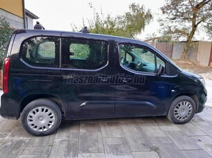 OPEL COMBO Life 1.2 T Enjoy XL (7 személyes )