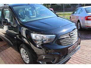 OPEL COMBO Life 1.2 T Enjoy XL (7 személyes ) MO-i/1TULAJ