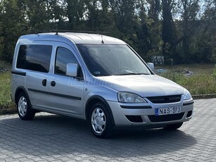 OPEL COMBO Tour 1.3 CDTI Cosmo