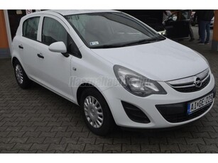 OPEL CORSA 1.2 Selection VÉGIG VEZETETT SZERVIZKÖNYV !