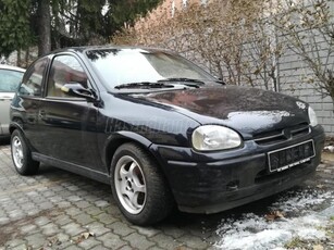 OPEL CORSA B 1.2i City Rozsdamentes. ültetett. egyedi bőrbelső