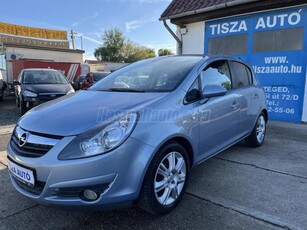 OPEL CORSA D 1.4 Cosmo //gyári kerékpártartó//ülésfűtés//kormányfűtés//tempomat//félbőr//