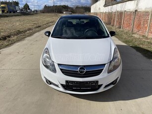 OPEL CORSA D 1.4 Sport / Black&White edition