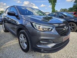 OPEL GRANDLAND X 1.5 CDTI Business Edition Sz.könyv! Tempomat! Bluetooth! Navi! Sérülésmentes!