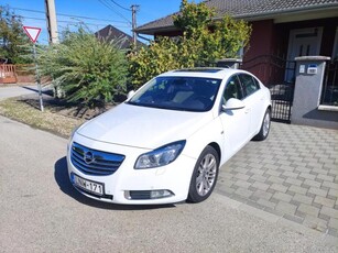 OPEL INSIGNIA 2.0 CDTI Cosmo Első tulajdonostól megkímélt állapotú