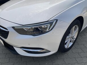 OPEL INSIGNIA Grand Sport 1.5 Excite Start Stop mo.-i.vez.szervizkönyv