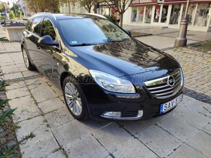 OPEL INSIGNIA Sports Tourer 1.8 Edition